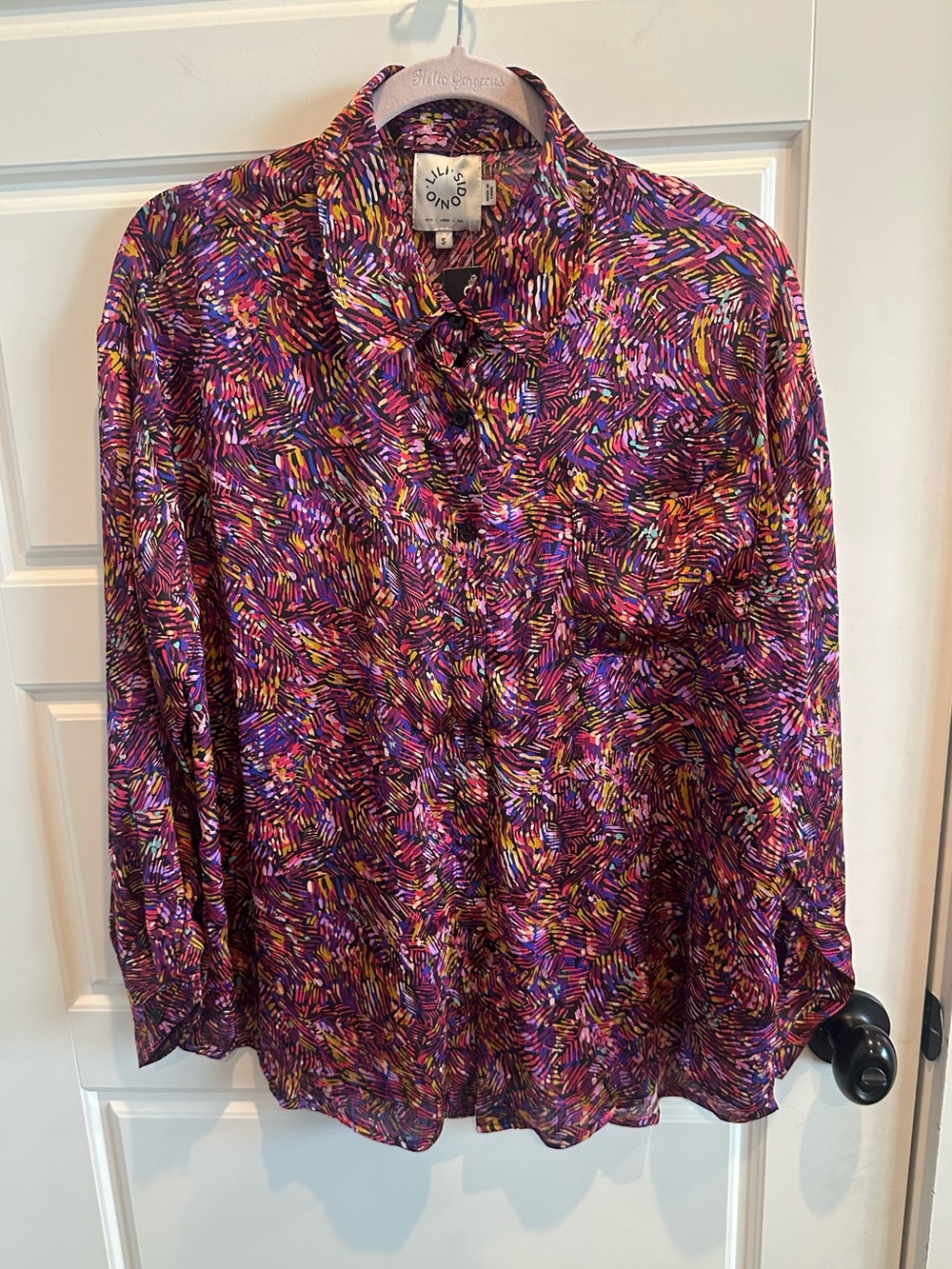 NWT Lili Sidonio Small Abstract Brushstroke Button Down Shirt Colorful Blouse